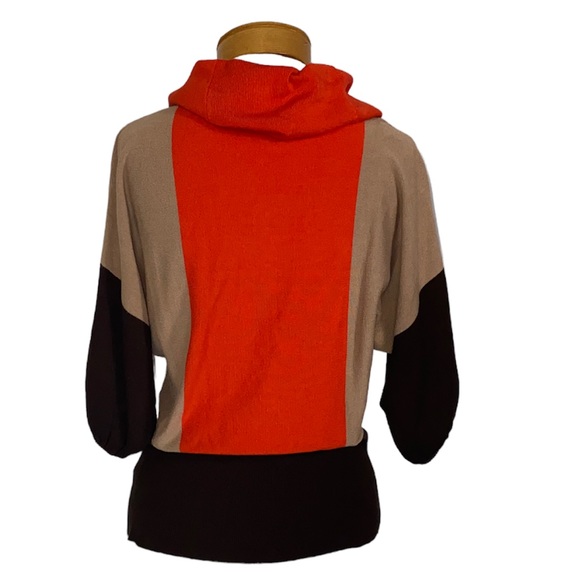 Sharagano Short Sleeve, Cowl Neck, Color Block Sweater PL - Picture 7 of 7